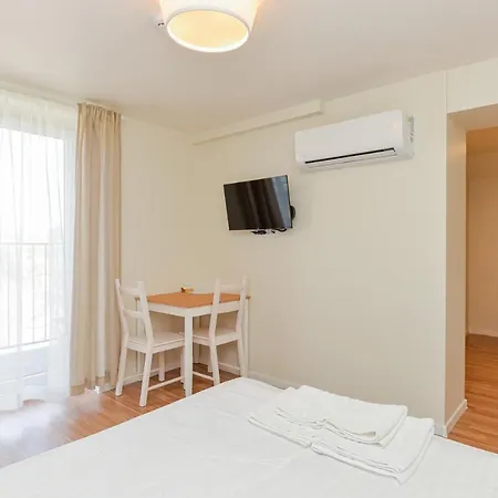 Liepu Apartamentai Паланга Екстер'єр фото